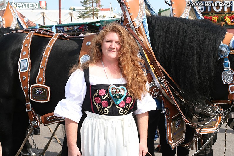 September 25, 2009: Rosalind and a draft horse at Oktoberfest