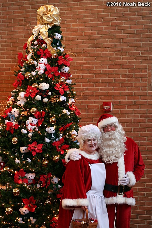 December 25, 2010: Santa and Mrs. Claus vist Grandma