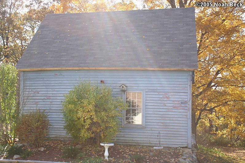 November 1, 2005: Side view of the barn.  This was previously an antique shop called the Apple Core Shoppe, and is the future home of Bells of Ireland.