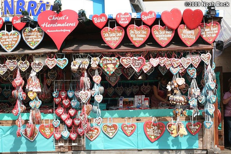 September 25, 2009: A vendor of lebkuchenherzen (gingerbread hearts) at Oktoberfest