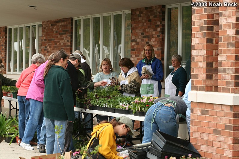 May 10, 2008: Wachusett Garden Club plant sale