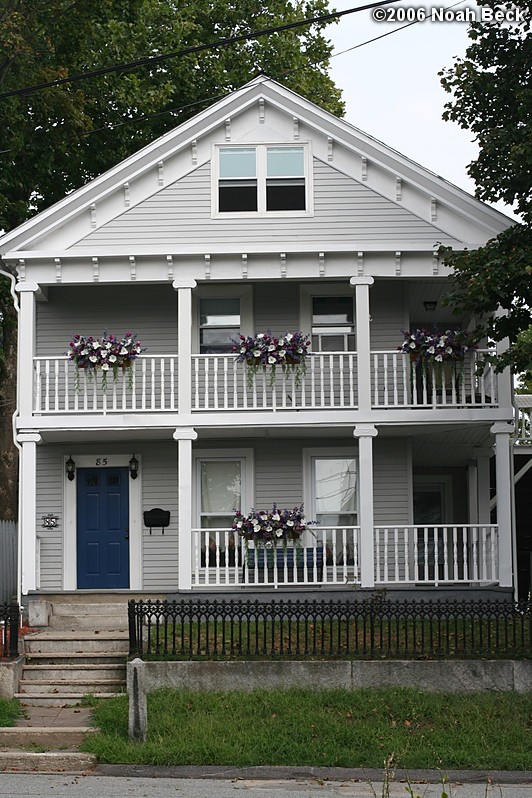 August 19, 2006: Window boxes done with silk flowers