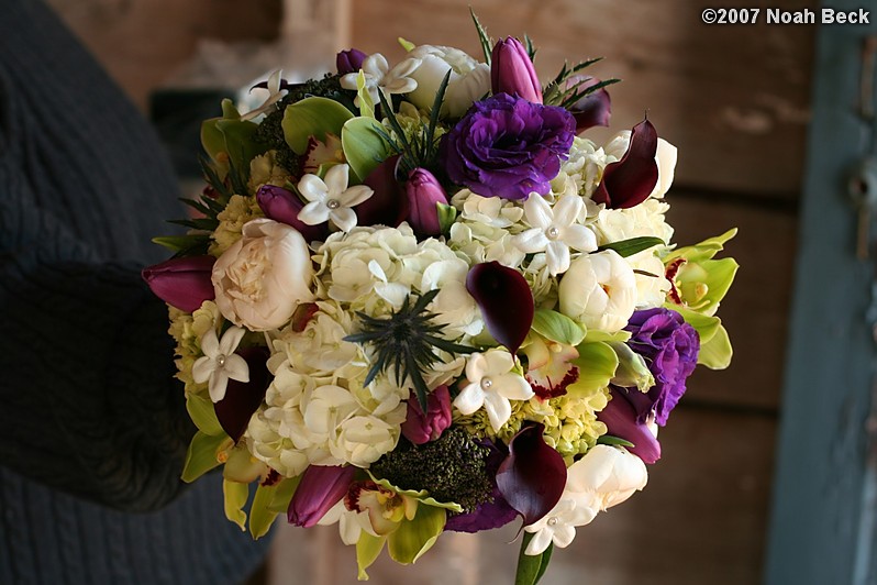 March 24, 2007: hand-held bouquet