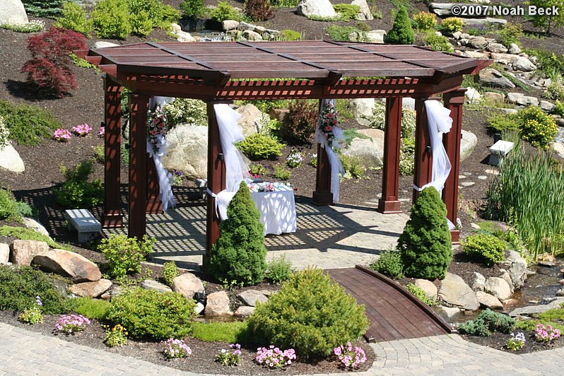 June 24, 2007: Pergola floral accents